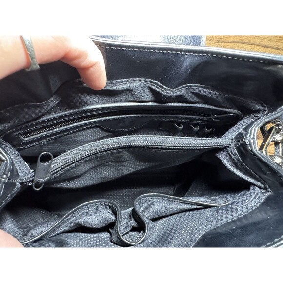 Vintage MC Black Crocodile Embossed Crossbody Bag with Silver Heart Clasp - Picture 9 of 13